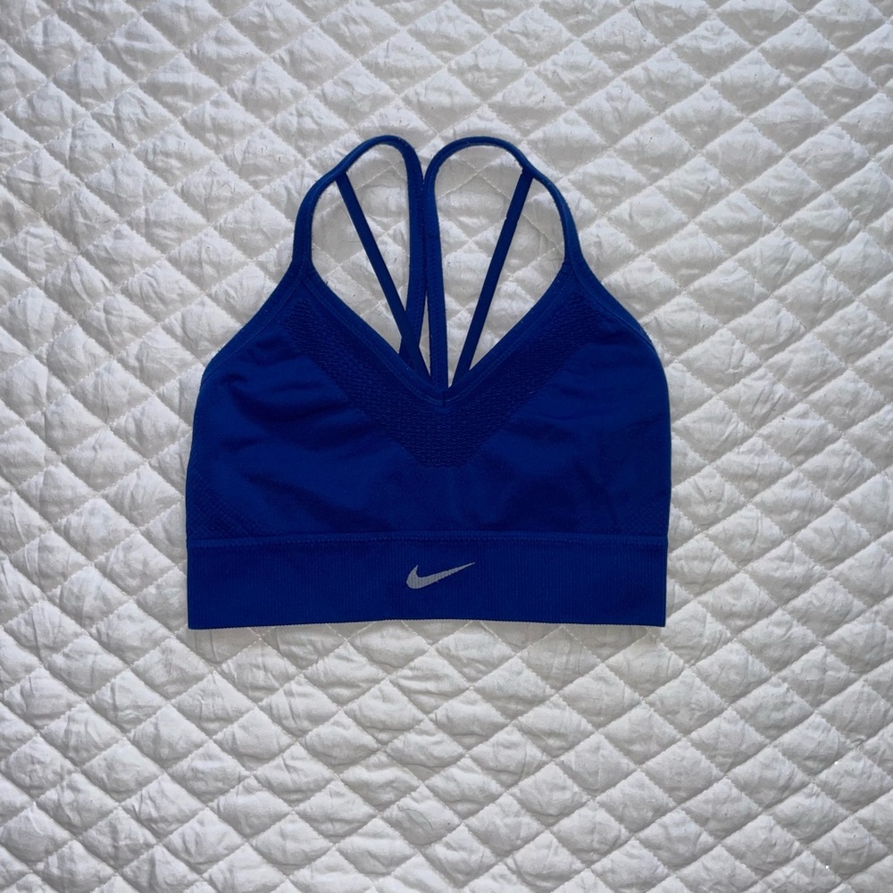 Nike Women's XS Royal Blue Seamless Light Support Bra